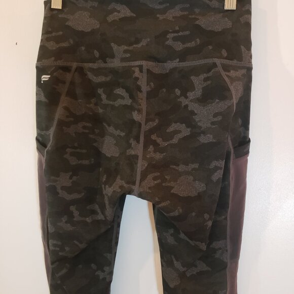 Fabletics Highwaisted Gray Camo Leggings - Picture 8 of 16